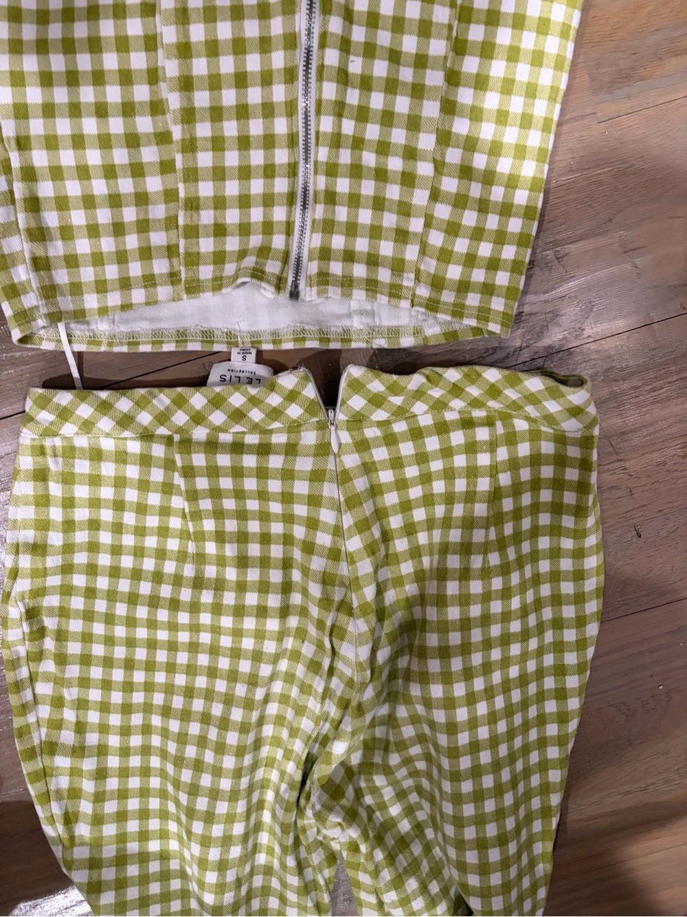 Le Lis Lime Gingham Strapless Crop Top & Straight-Leg Pants - Picture 3 of 7